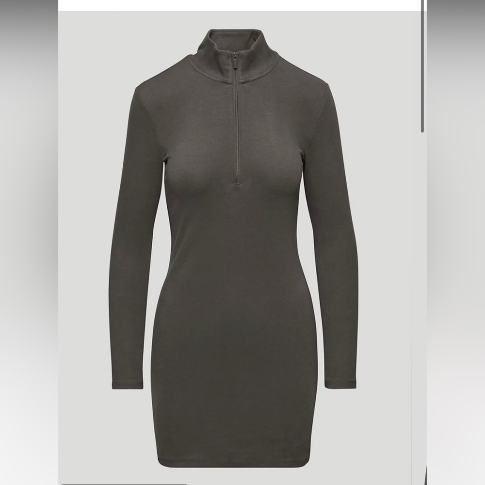 NWT aritzia half zip dress
